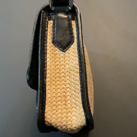 Marc by Marc Jacobs woven crossbody with black leather strap and trim - Picture 6 of 11
